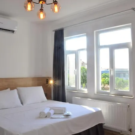 Parli Hotel İmroz