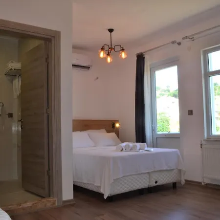 Parli Hotel
