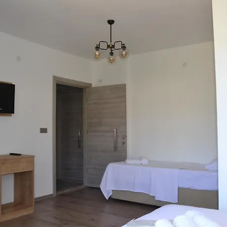 Otel Parli İmroz